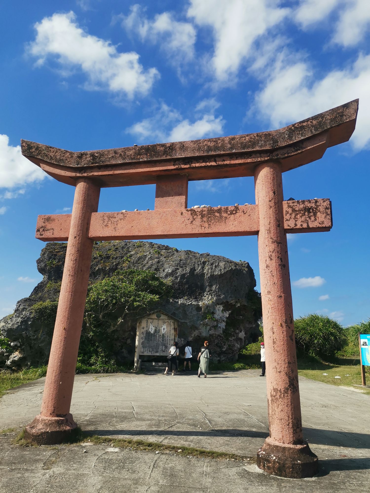 宫古岛自驾一日游｜伊良部岛、下地岛、来间岛、海底观光船慢旅行攻略