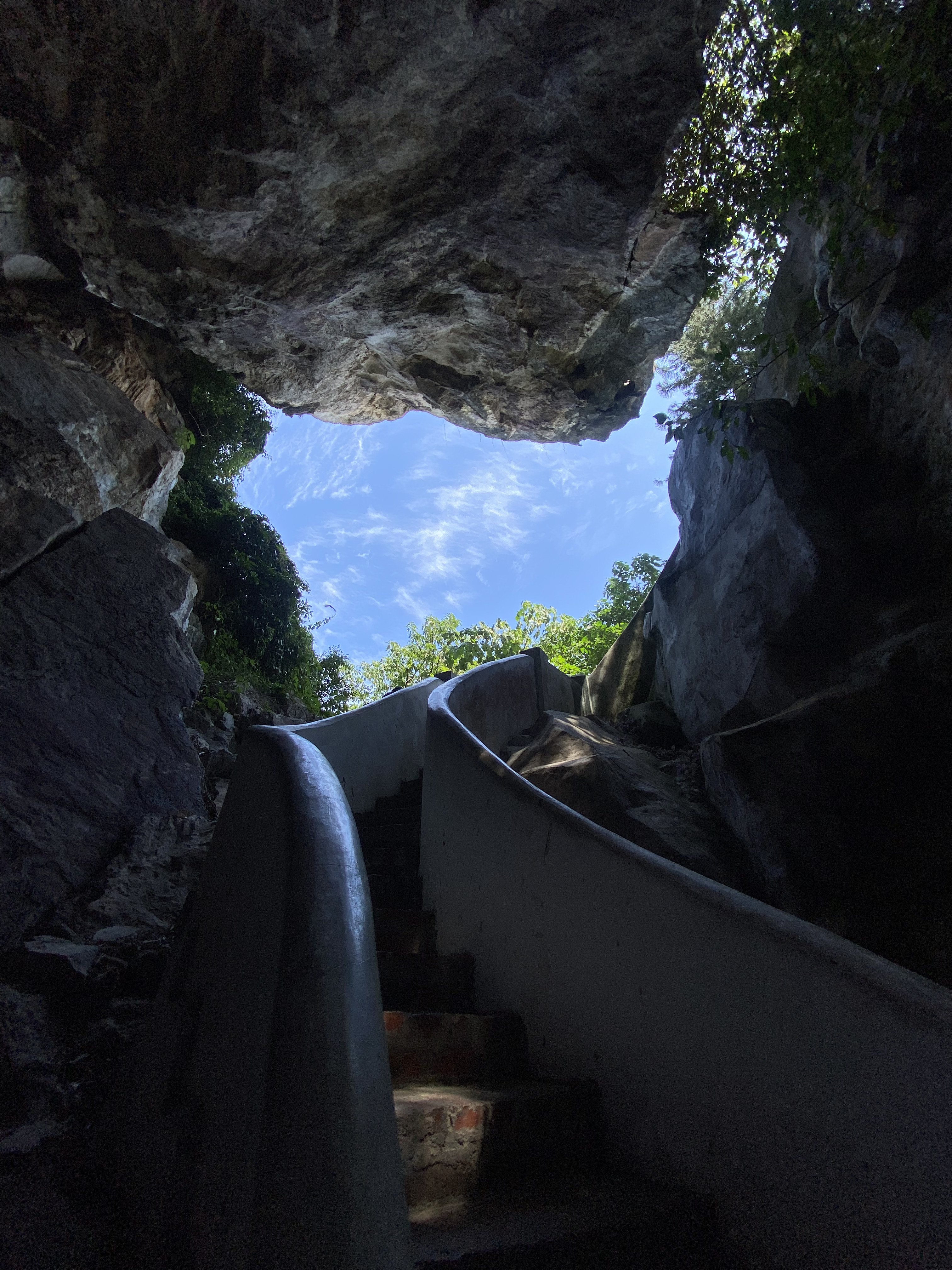 Perak Tong Cave Temple: Exploring Ipoh’s Limestone, History and Living Heritage